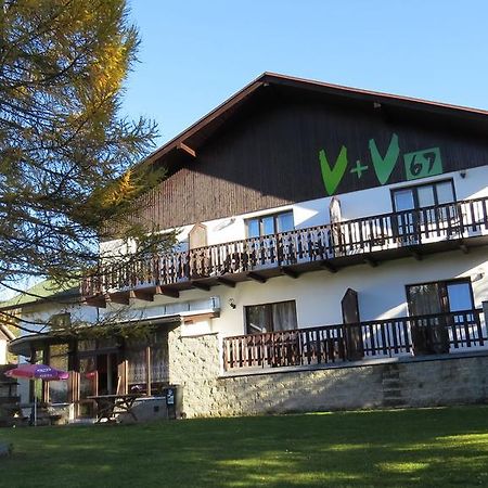 V+V Pension Harrachov Bagian luar foto