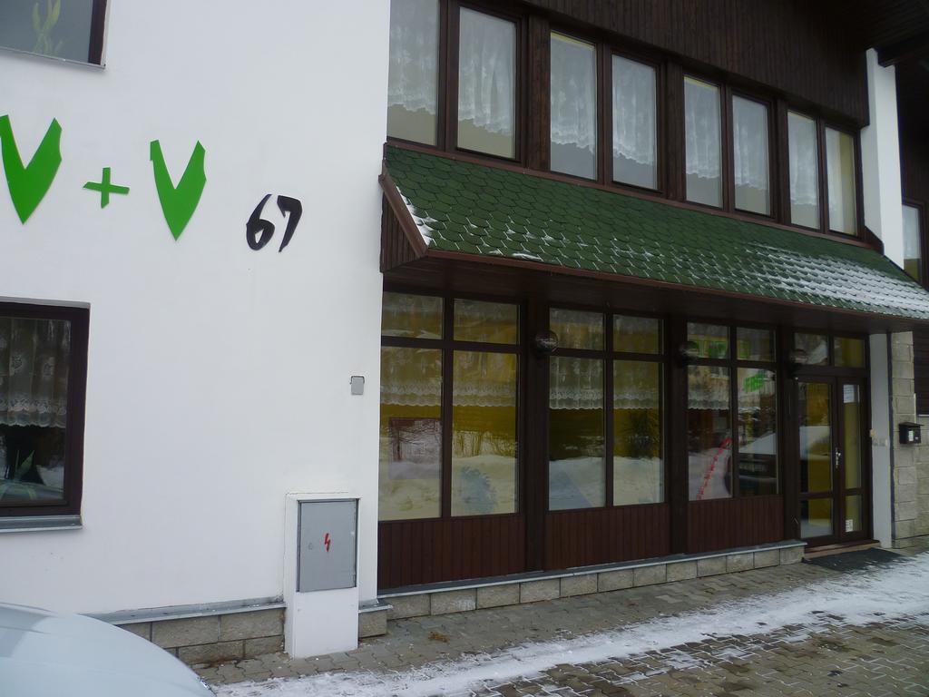 V+V Pension Harrachov Bagian luar foto